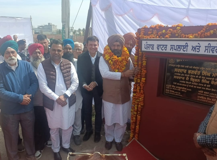 Deputy Speaker Rowdy inaugurated the water and sewerage project in Mahilpur at a cost of Rs 11.79 crore.